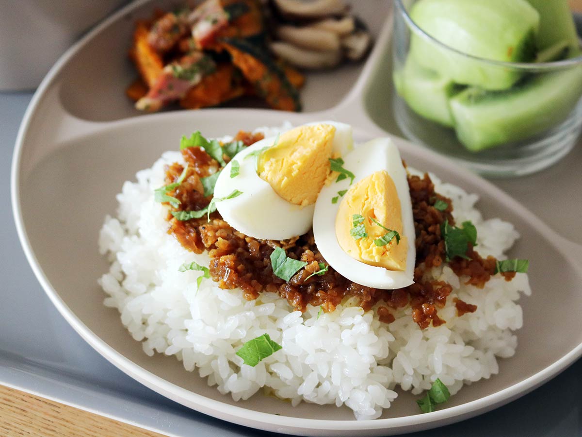 「今日のお昼はこれを食べてね」に最適な“仕切りプレート”とお手軽メニューのご紹介